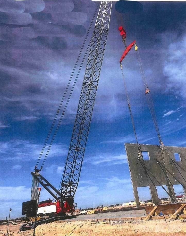Demag CC 2200 Crawler Cranes