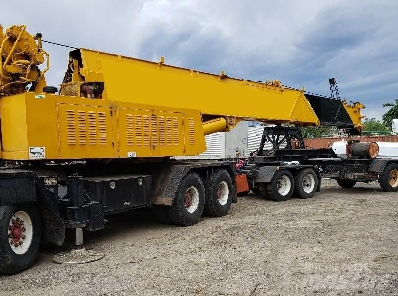 Grove TM800 Mobile and all terrain cranes
