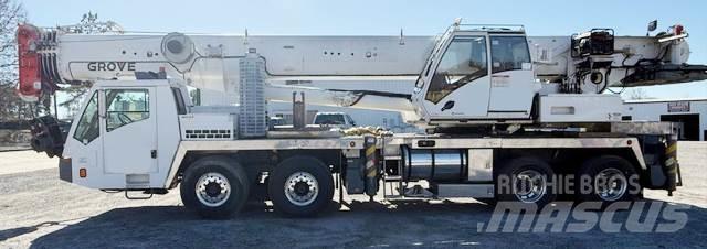 Grove TMS9000E Mobile and all terrain cranes