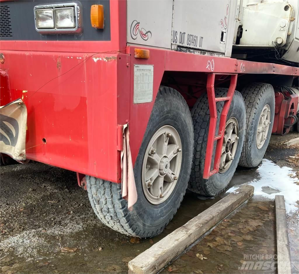 Link-Belt HC-268 Mobile and all terrain cranes