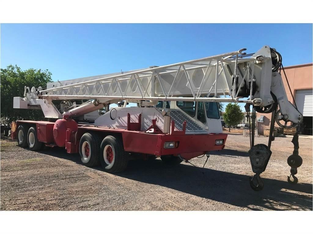 Link-Belt HTC-1040 Mobile and all terrain cranes