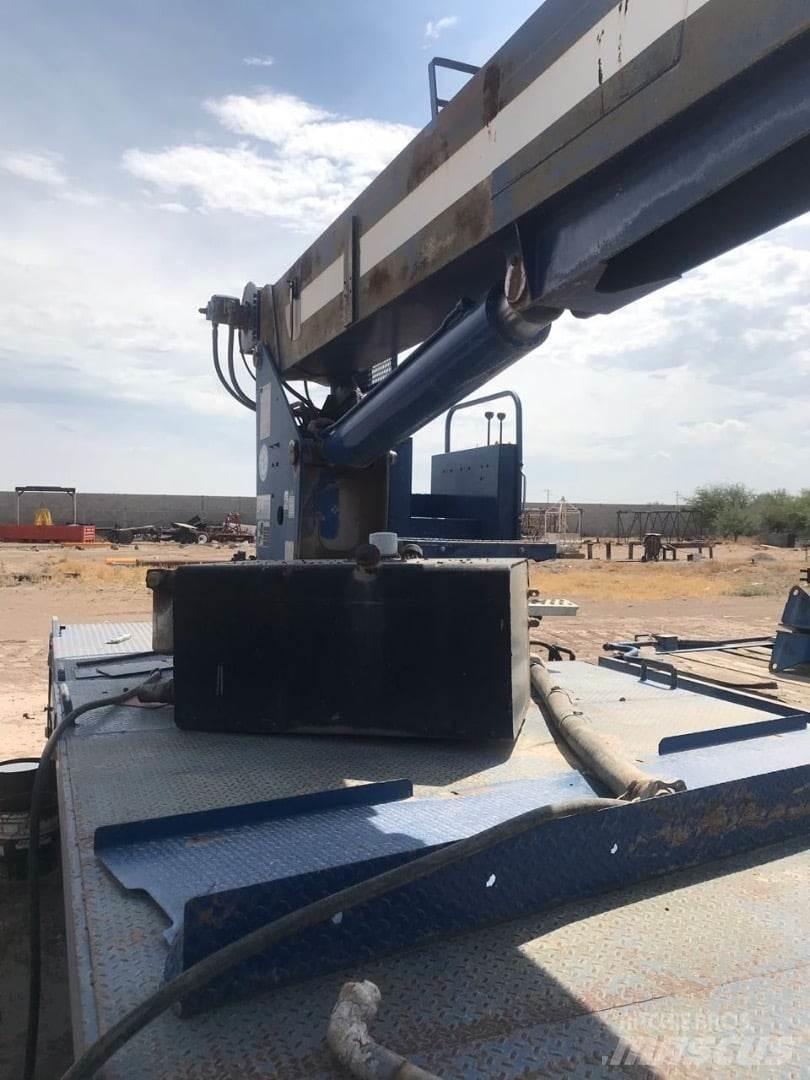 Manitex 22101 S Boom / Crane / Bucket Trucks