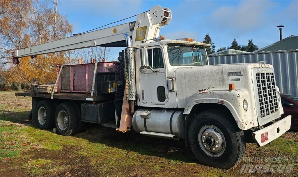  Simon-Ro 145-83 Boom / Crane / Bucket Trucks