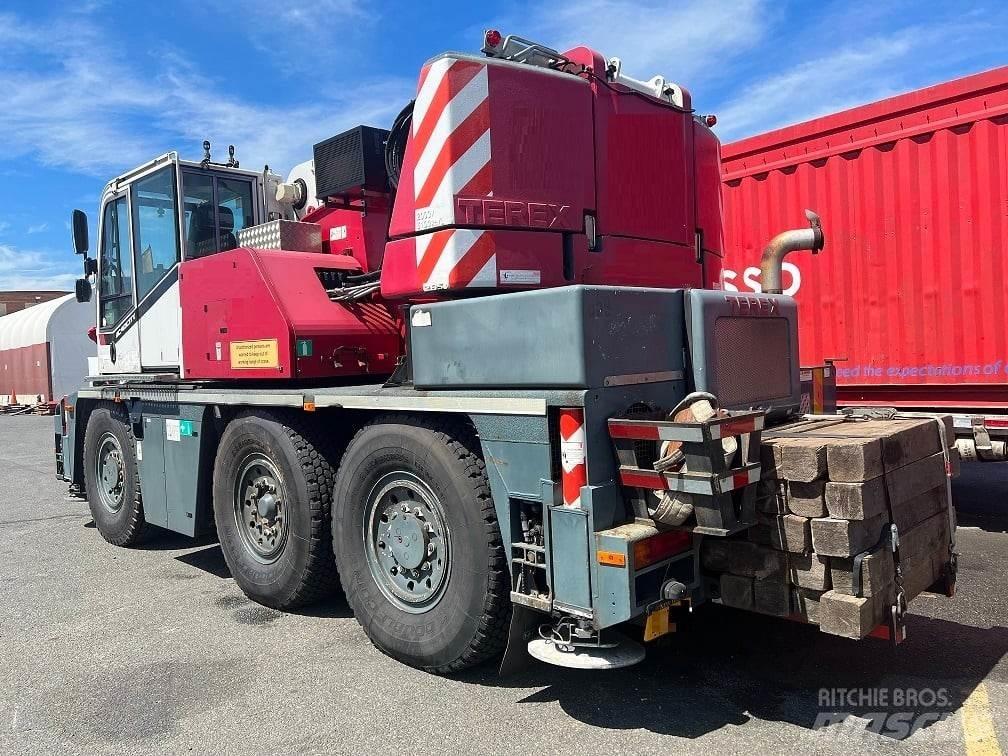 Terex AC 40-1 Mobile and all terrain cranes