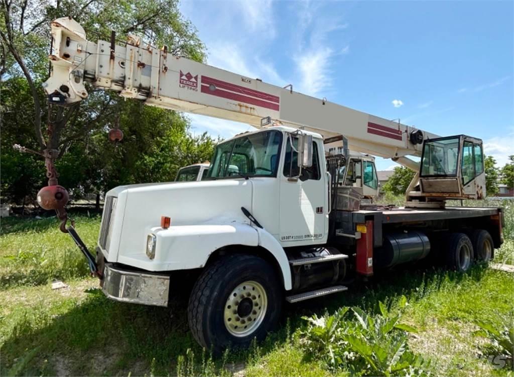 Terex RS 60100 Boom / Crane / Bucket Trucks