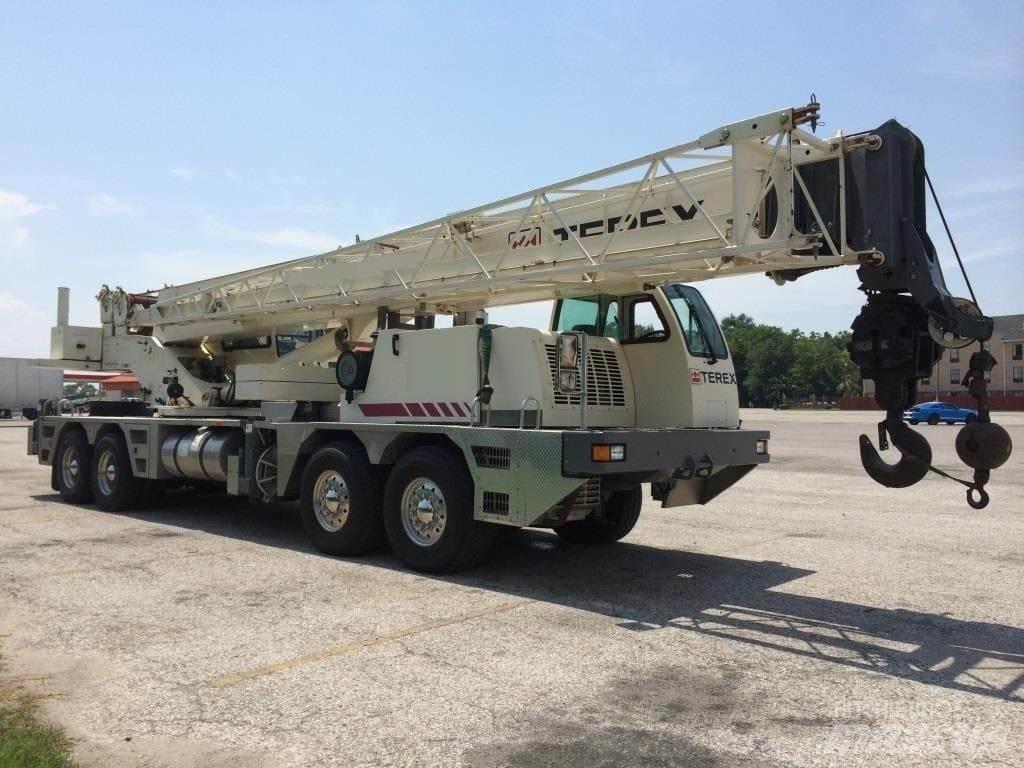 Terex T 560 Mobile and all terrain cranes