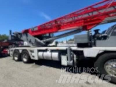 Terex T 775 Mobile and all terrain cranes