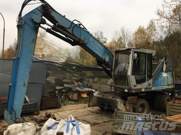 Fuchs MHL 320 Waste / Industry Handlers