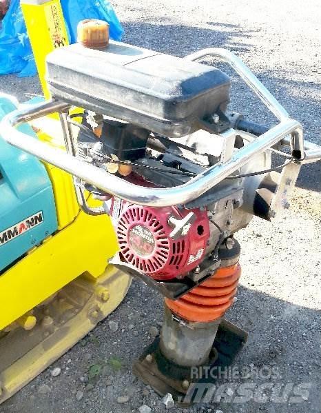  _JINÉ (UK) Belle - RT 66 Plate Compactors