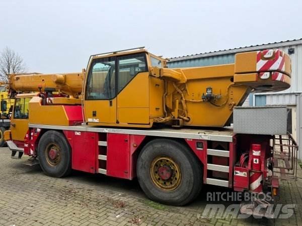 Liebherr 1030-2.1 Boom / Crane / Bucket Trucks