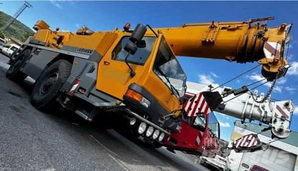 Liebherr LTM 1030.2 Boom / Crane / Bucket Trucks