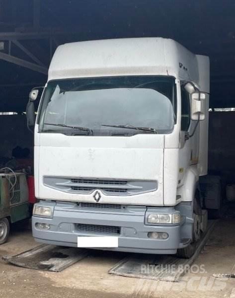 Renault 420 DCI Conventional Trucks / Tractor Trucks