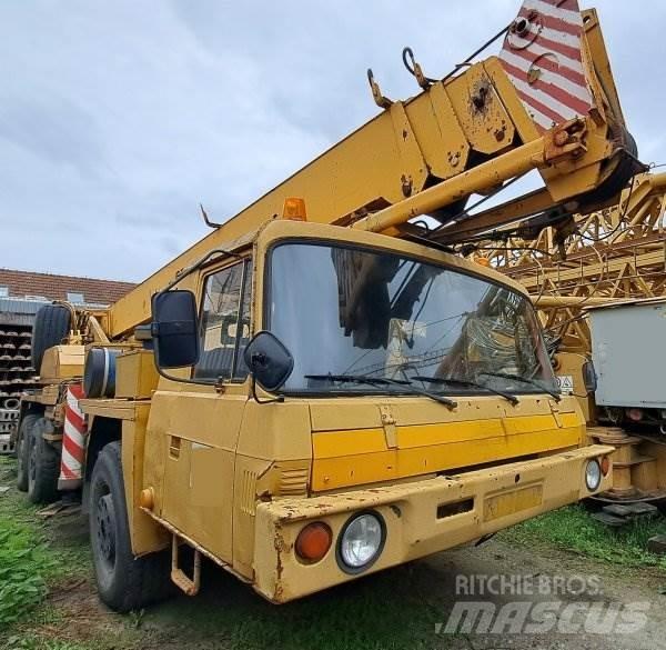 Tatra 815 +ČKD - AD 28 Boom / Crane / Bucket Trucks