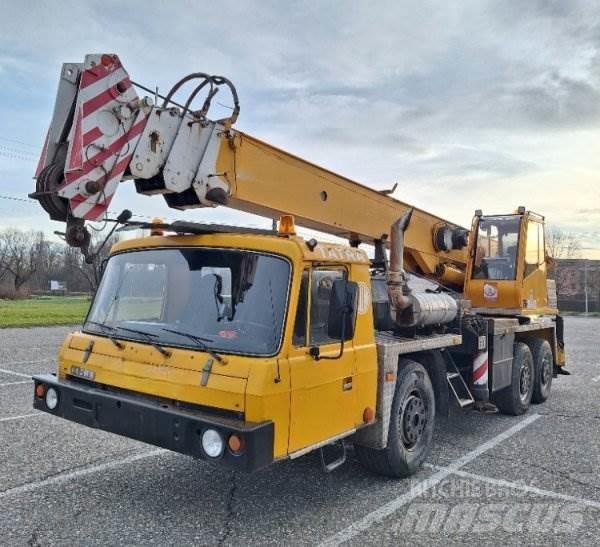 Tatra T815 +AD 28 (ČKD) Boom / Crane / Bucket Trucks