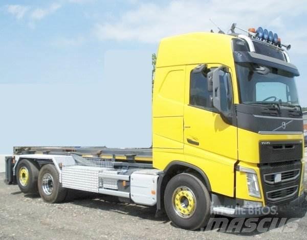 Volvo 500 +Combi-Lift Hook lift trucks