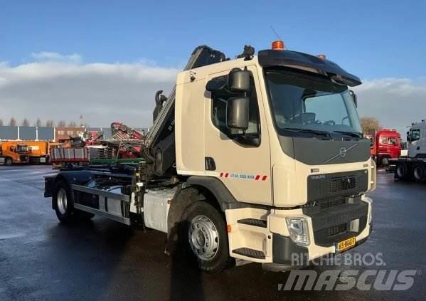 Volvo EE250 Boom / Crane / Bucket Trucks
