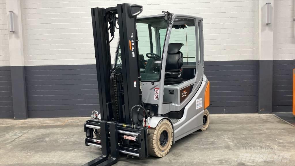 Still RX 60-25 Electric Forklifts