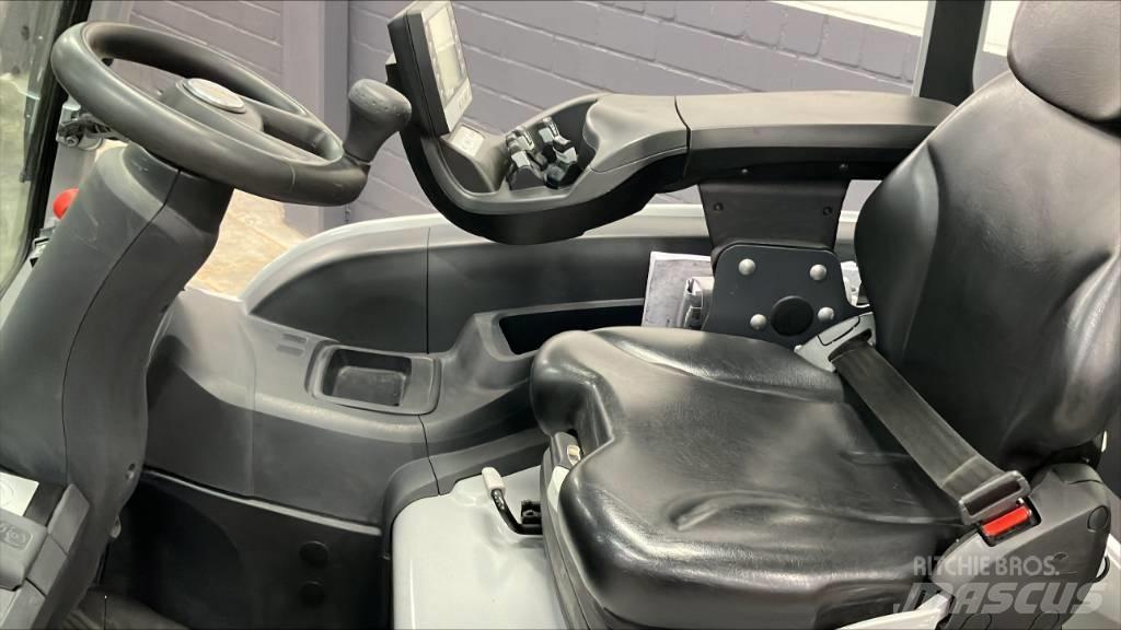 Still RX 60-25 Electric Forklifts