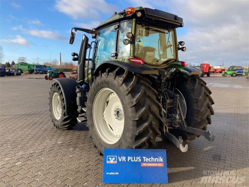 Valtra G125EV Tractors