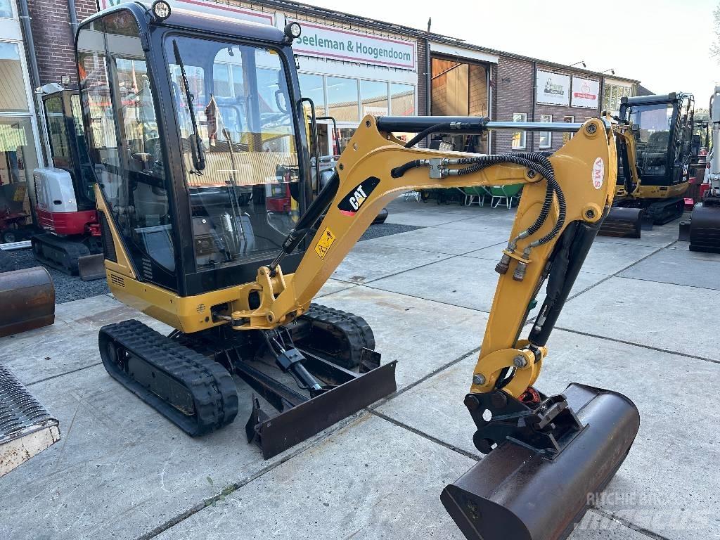 CAT 301.4 C Mini Excavators <7t (Mini Diggers)