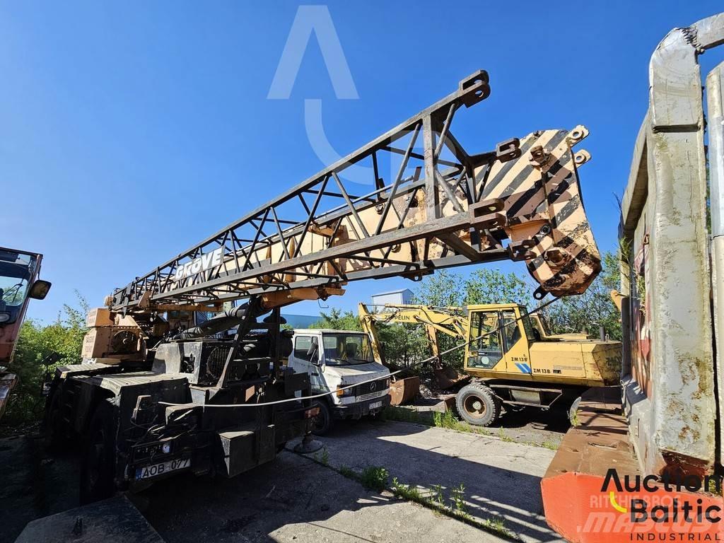 Grove AT 633 B Mobile and all terrain cranes