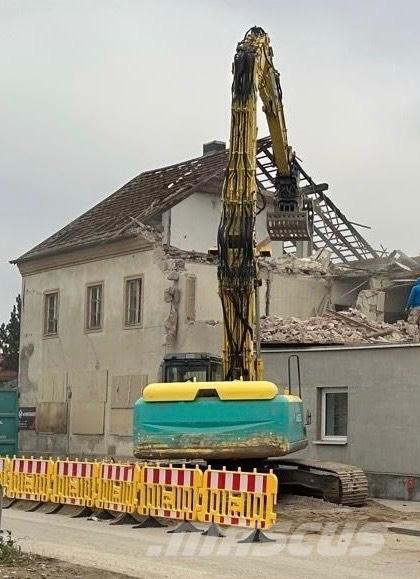 Hitachi LC 250 Demolition
