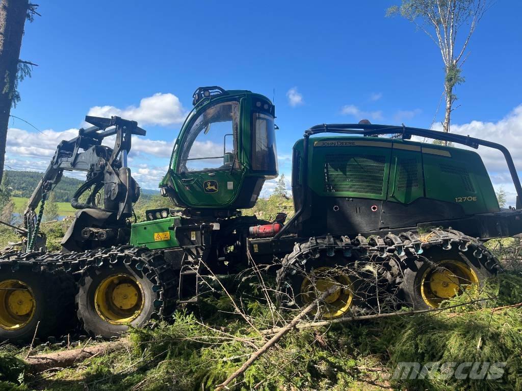 John Deere 1270 E Harvesters