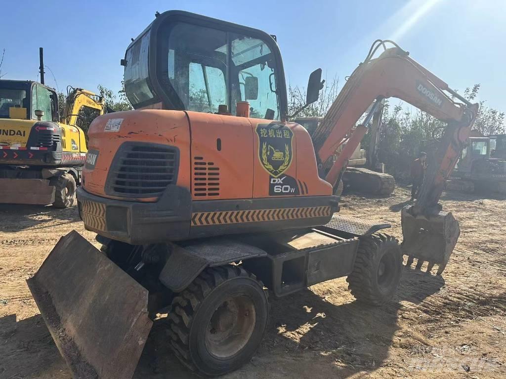 Doosan DX60W Mini Excavators <7t (Mini Diggers)