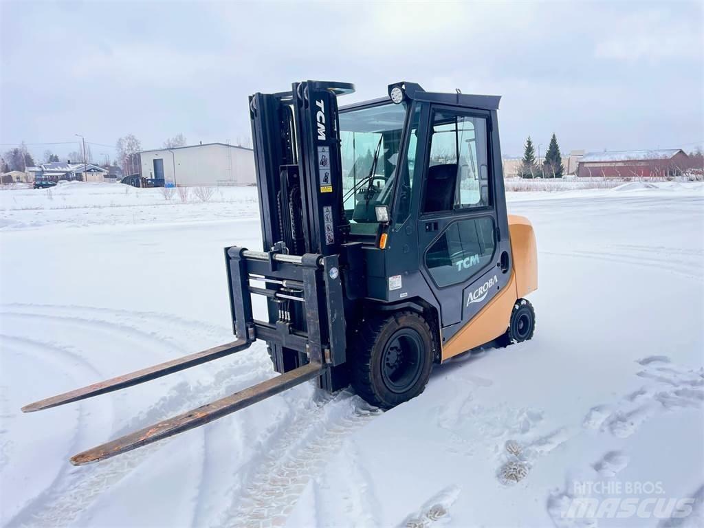 TCM FA 30D ACROBA Diesel Forklifts