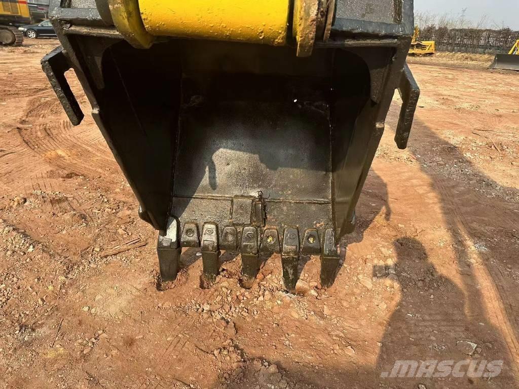 Komatsu PC 220 Crawler Excavators