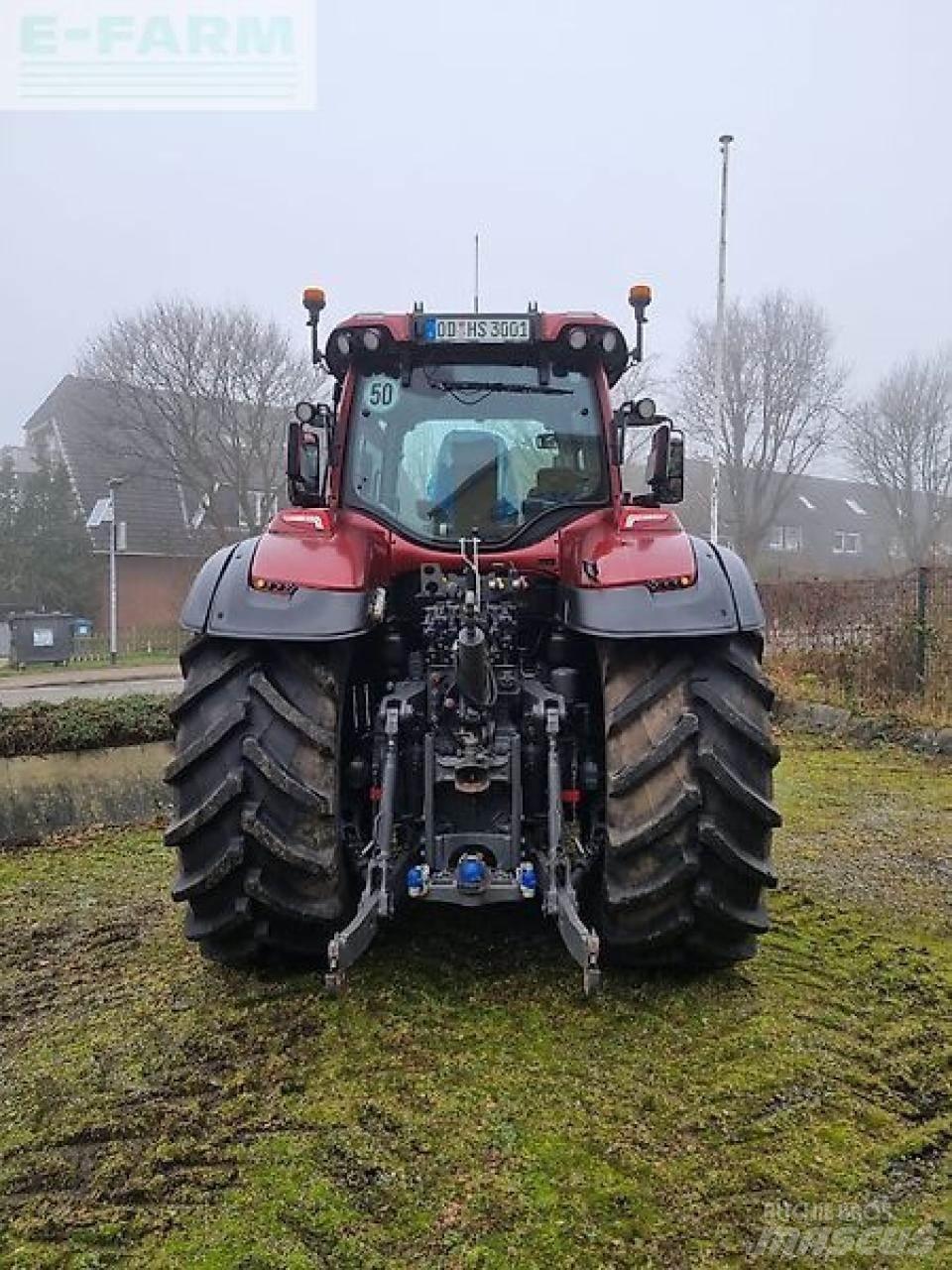 Valtra q 265 Tractors