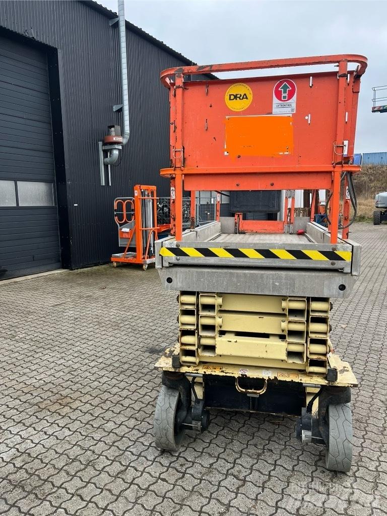 JLG 2646 ES Scissor Lifts