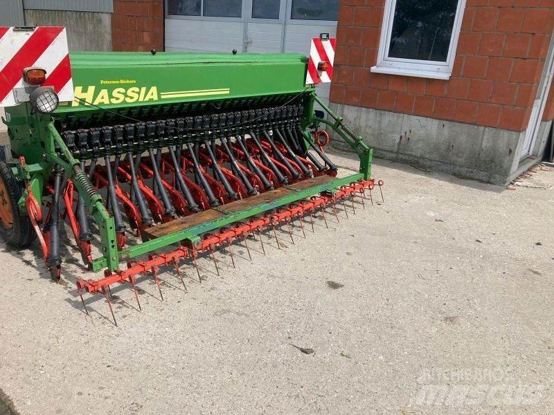 Hassia Euro 300/29 Chain Harrows