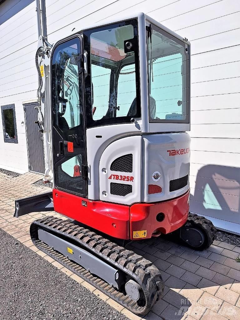 Takeuchi TB325R Mini Excavators <7t (Mini Diggers)