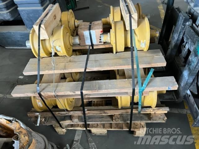 CAT D 8 R Tracks, chains and undercarriage
