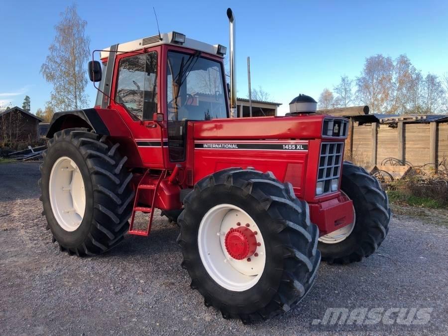 Case IH 1455 XL Tractors