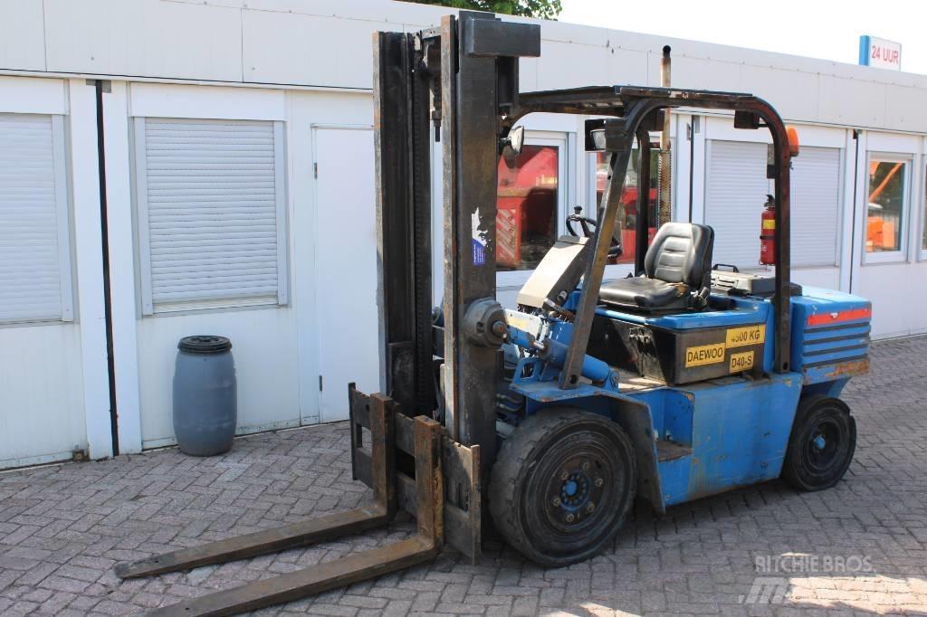 Daewoo D 40 S Diesel Forklifts