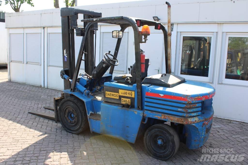 Daewoo D 40 S Diesel Forklifts