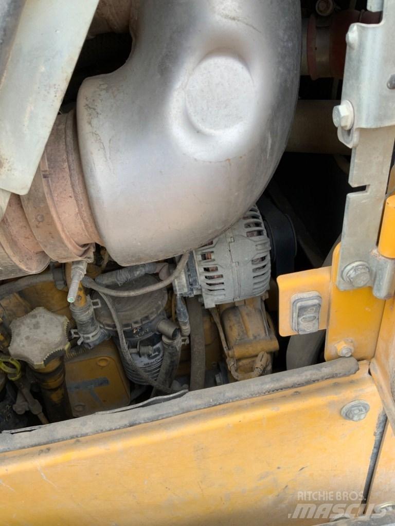 John Deere 850k WLT Crawler dozers