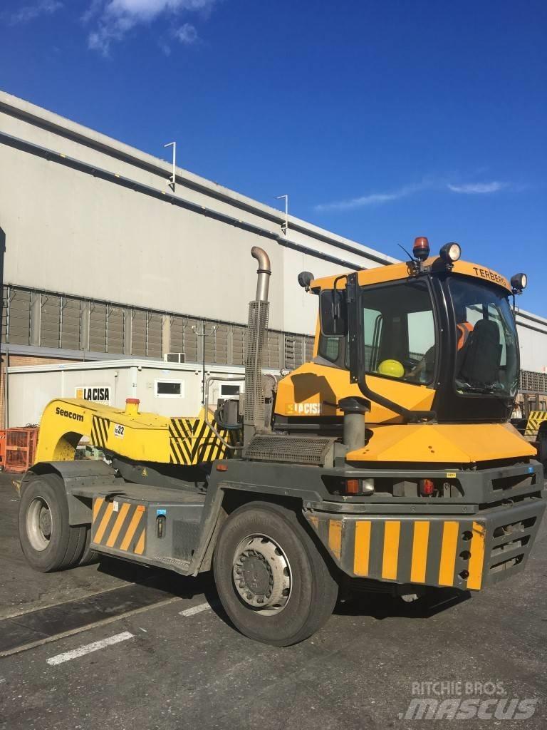 Terberg RT222 Shunt Trucks