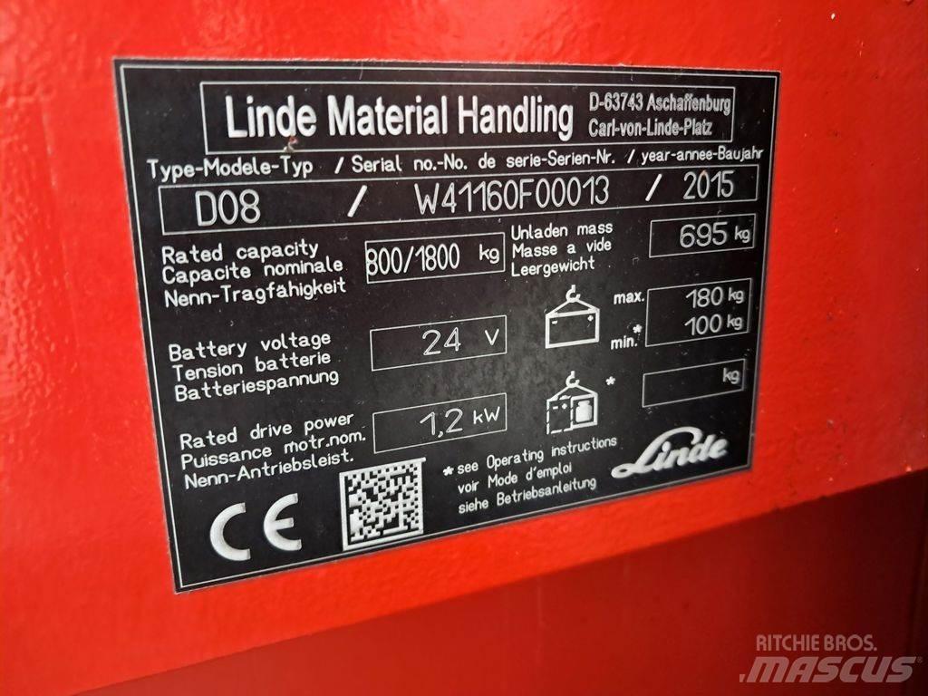 Linde D08 Pedestrian stacker