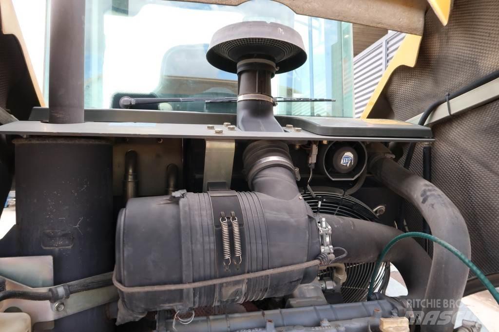Liebherr L 506 Wheel Loaders
