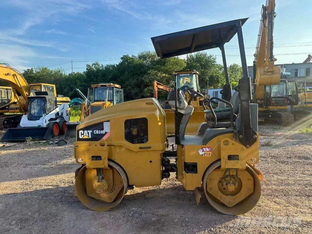 CAT CB 24 B Twin drum rollers