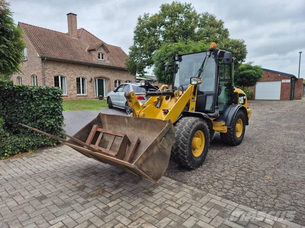 CAT 906 H Wheel Loaders