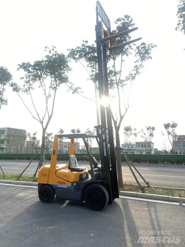 TCM FD 30 Diesel Forklifts