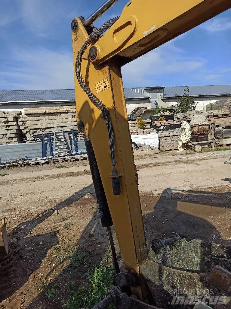 CAT 302.5 C Mini Excavators <7t (Mini Diggers)