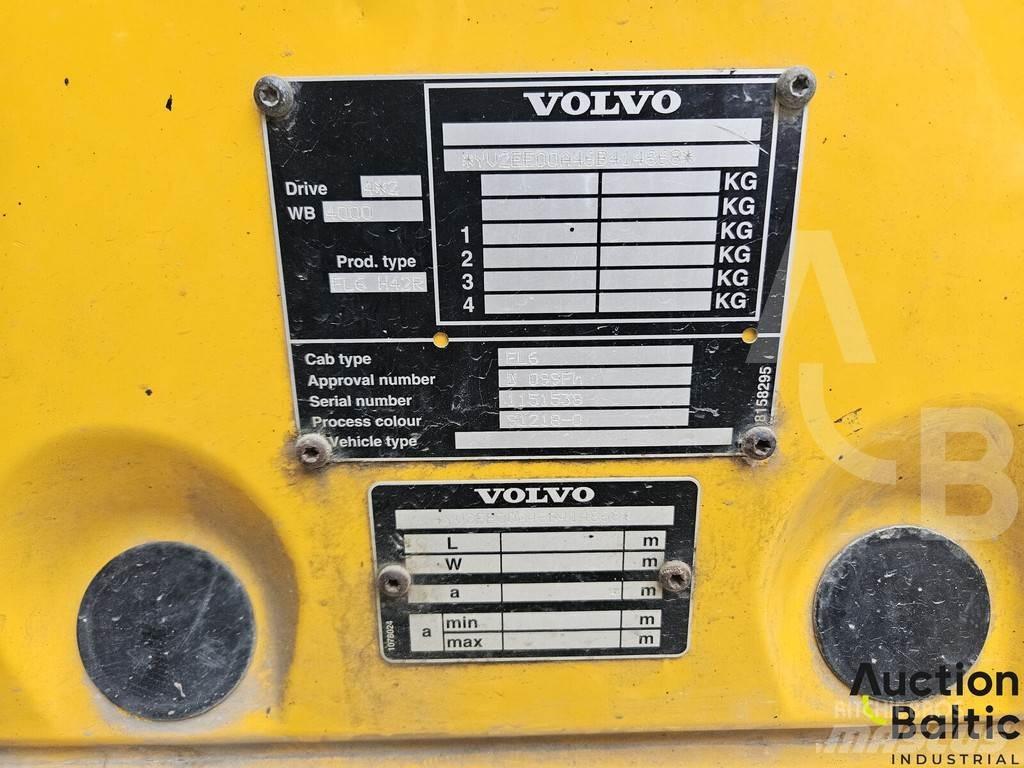 Volvo FL6 250 Flatbed Trucks