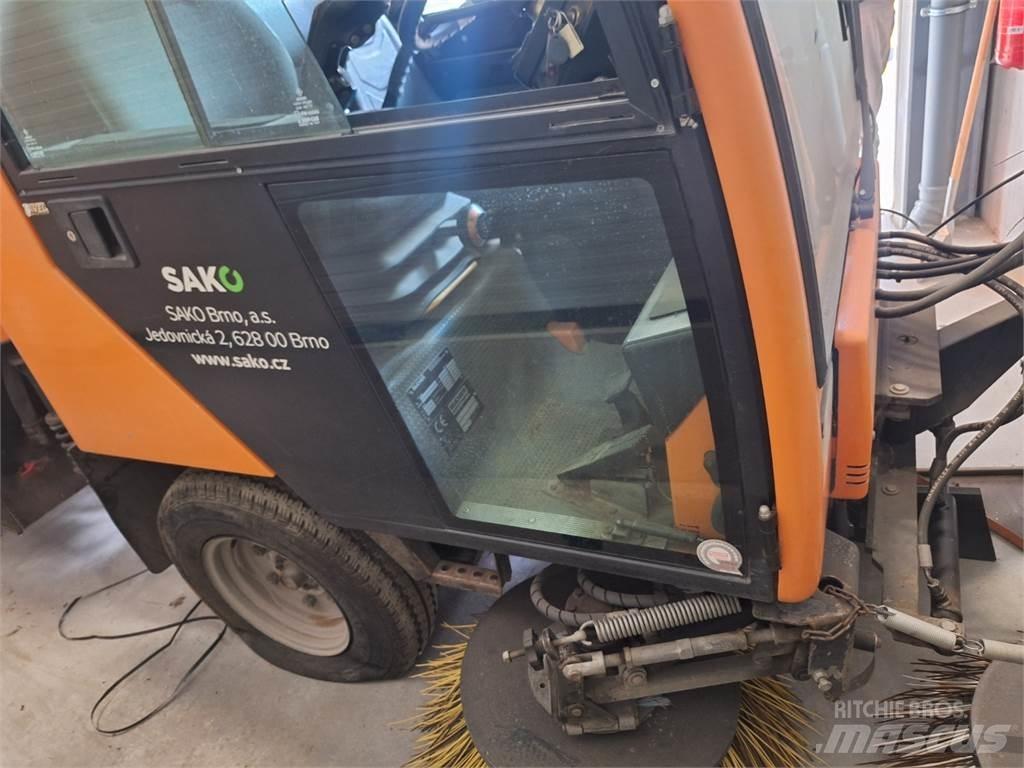 Bucher CC 2000 E2 Other
