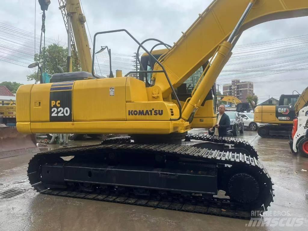 Komatsu PC 220-7 Crawler Excavators