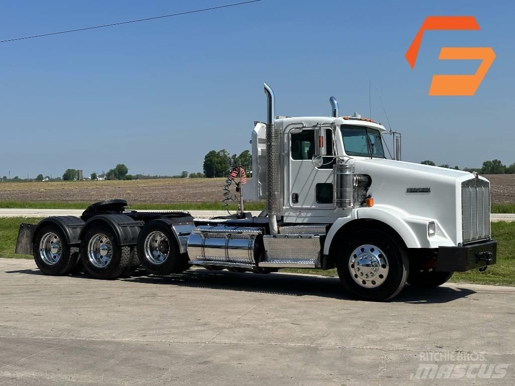 Kenworth T 800 Conventional Trucks / Tractor Trucks